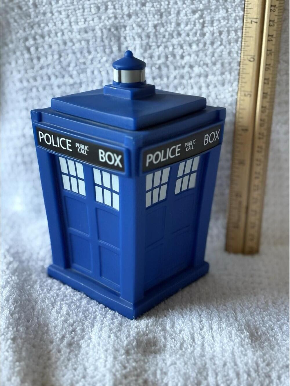 Doctor Who Tardis 6.5" Inch Vinyl Figure - Titan Merchandise